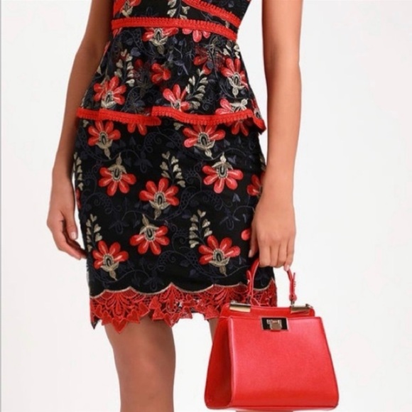 LULU’S Flirty Karina Floral Embroidered Mesh Peplum Dress—SZ. Small - Picture 4 of 17